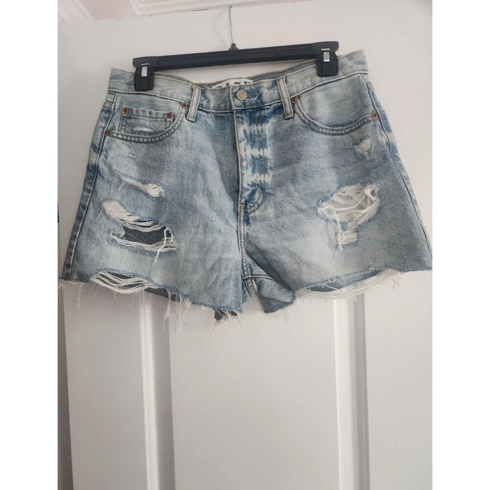 DAZE Denim Cutoff Shorts Womens Size 27 Small Light Wash High Rise Raw Hem NEW - Picture 3 of 10